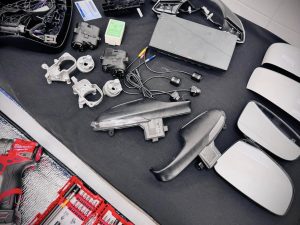 Alternative view of NÂNG CẤP GƯƠNG GẬP CƠ LÊN GƯƠNG ĐIỆN GẬP MỞ THEO REMOTE ZIN MAZDA 2