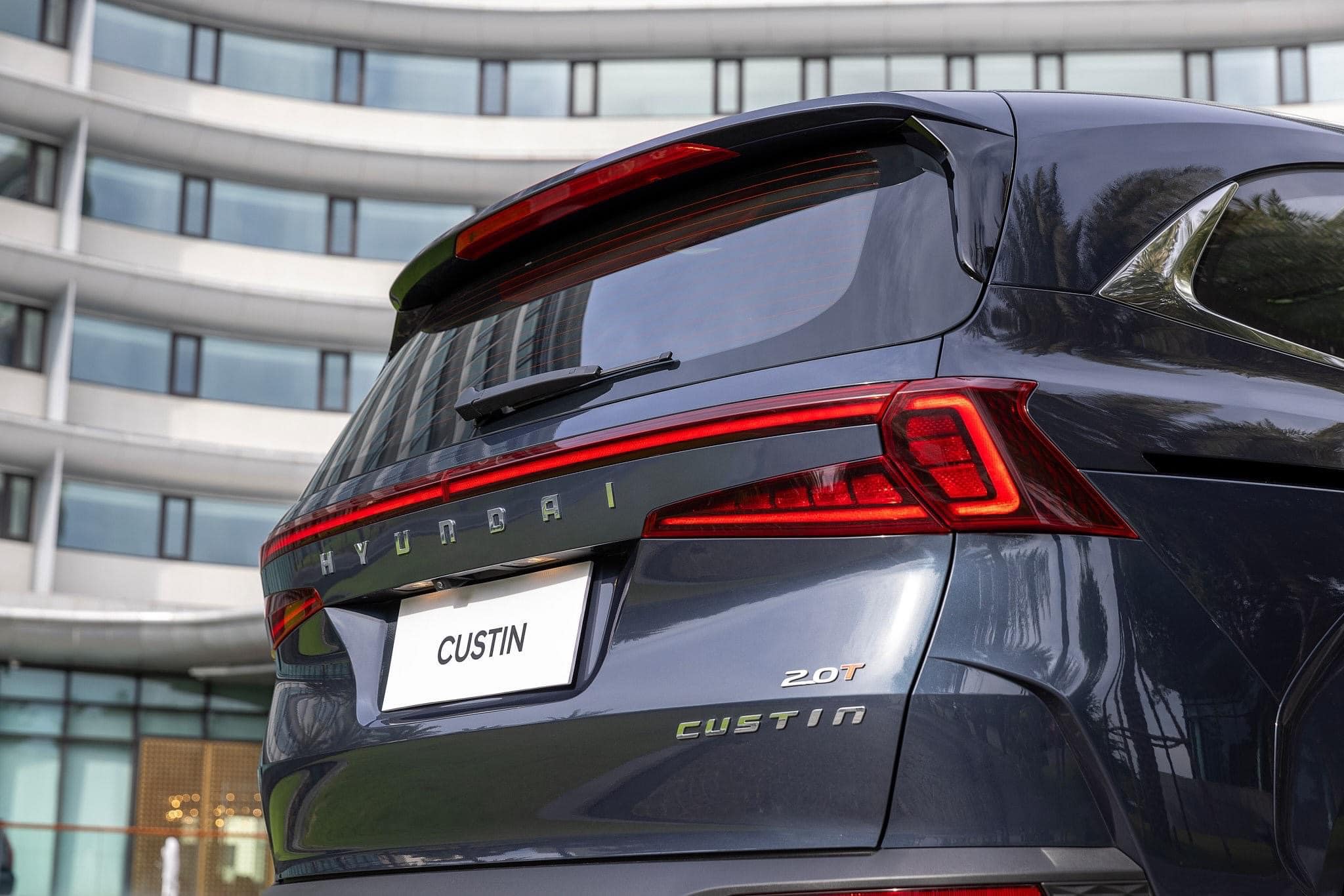 MỞ TÍNH NĂNG ẨN HYUNDAI CUSTIN - AUTOLOCK HYUNDAI CUSTIN 2023-2025 - Image 2