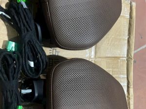 Loa Gối Tựa Đầu Bowers & Wilkins Cho Volvo – Trải Nghiệm Âm Thanh Đỉnh Cao Trong Tầm Tai