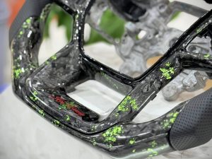 Alternative view of Vô Lăng Carbon Fiber Custom Theo Yêu Cầu Cho Ford Everest Next-Gen – Độ Xe Trần Tùng Vũng Tàu & Hồ Chí Minh